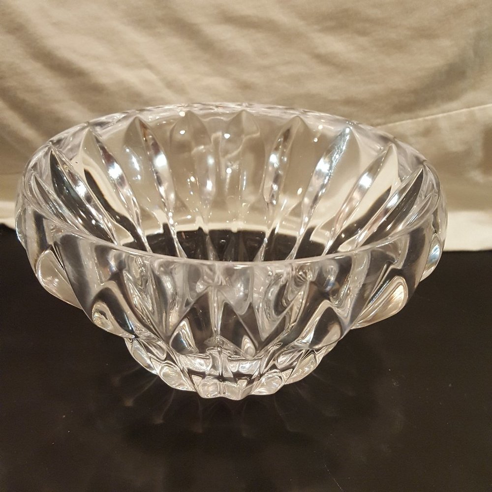CRYSTAL MIKASA VINTAGE BOWL IN BOX